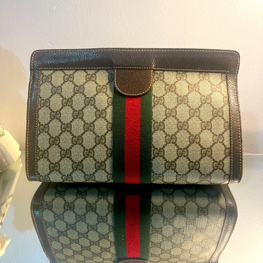 authentic Gucci monogram Beige and Brown Clutch with Red and Green Stripe bag